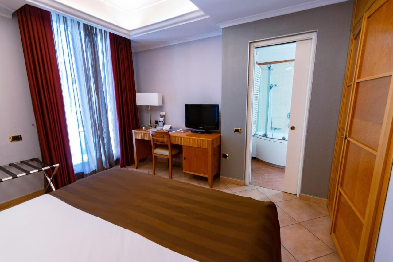 Hotel Forum Πομπηία Εξωτερικό φωτογραφία