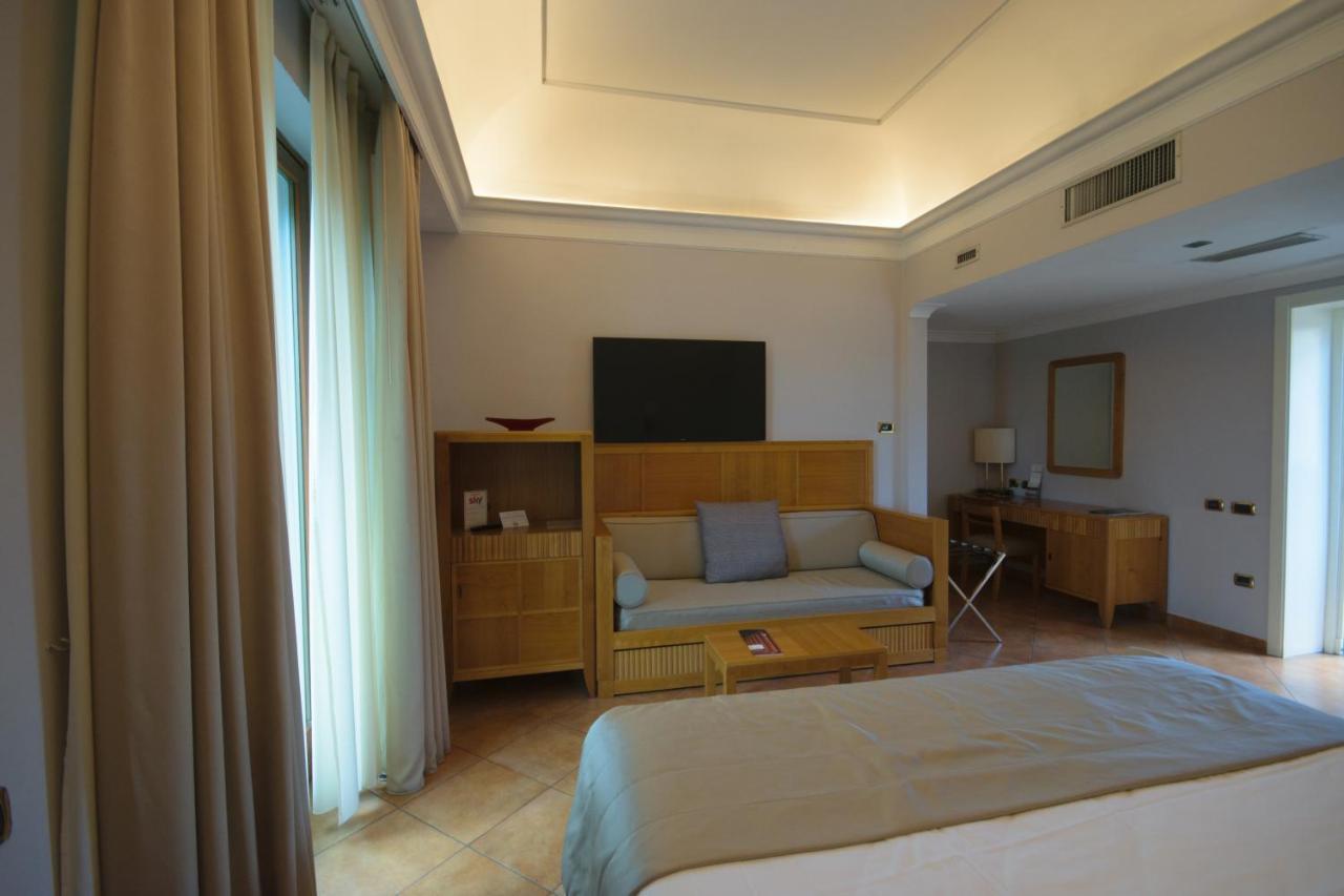 Hotel Forum Πομπηία Εξωτερικό φωτογραφία